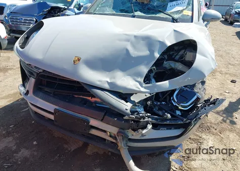 2022 Porsche Macan z USA, uszkodzony, nr VIN WP1AA2A57NLB05128